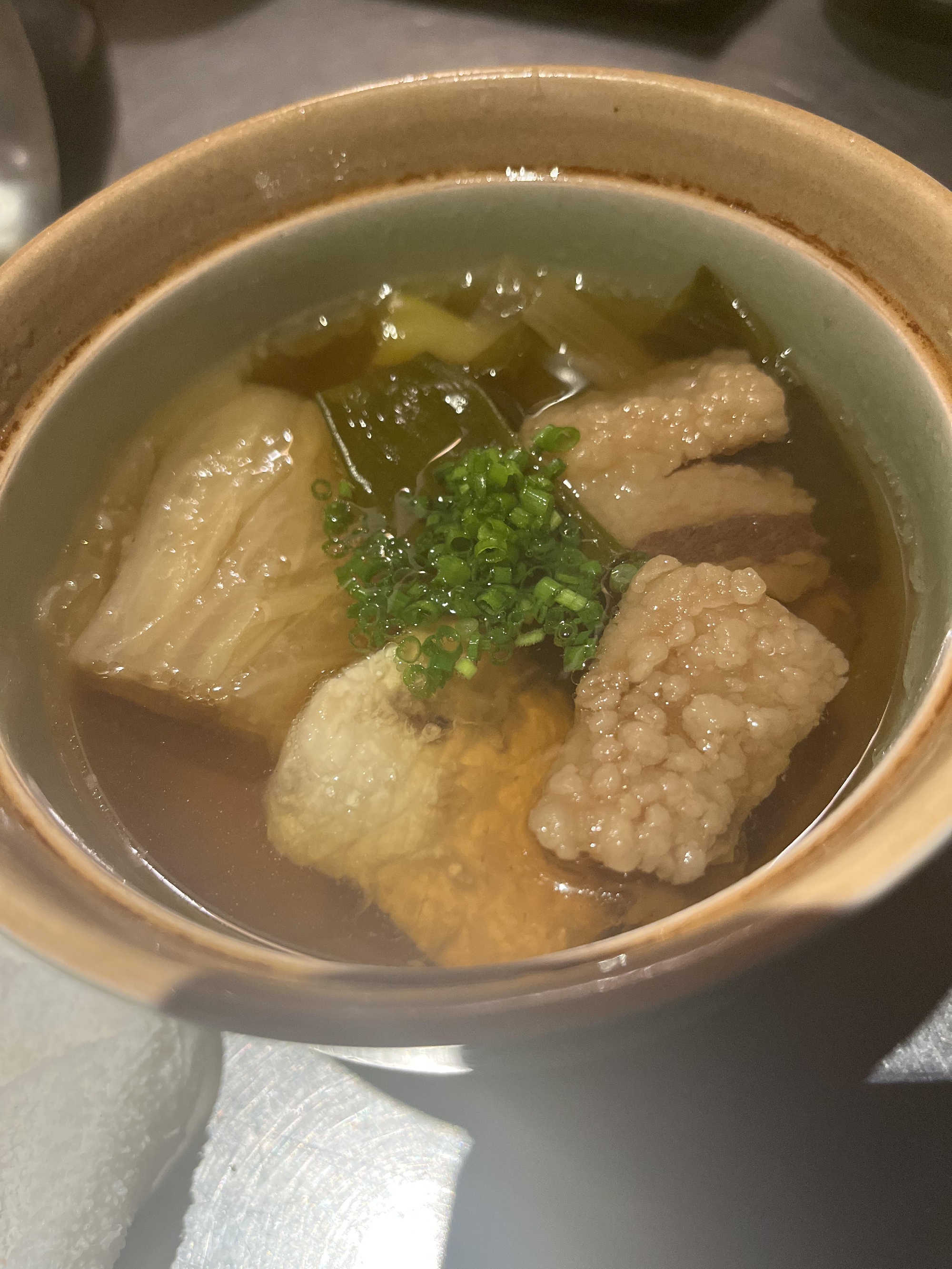 ジビエ　イノシシ肉の蒸し物